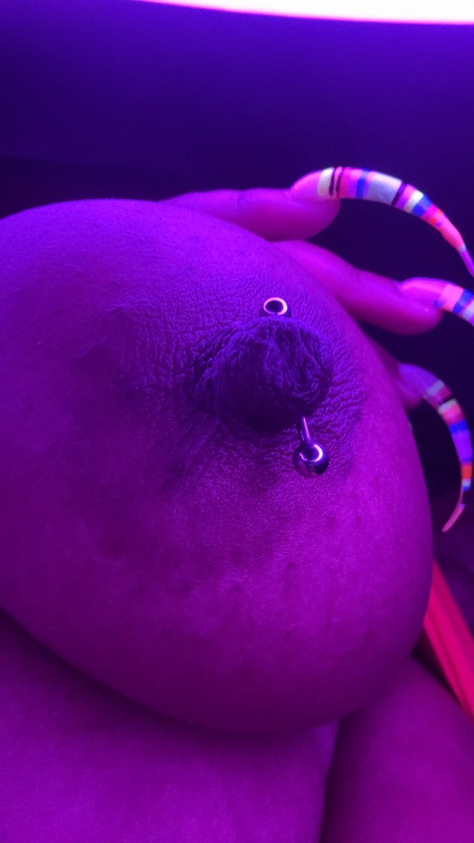 <a href="/MissBNasty/">Miss B. Nasty 👑</a> Close up 🎀