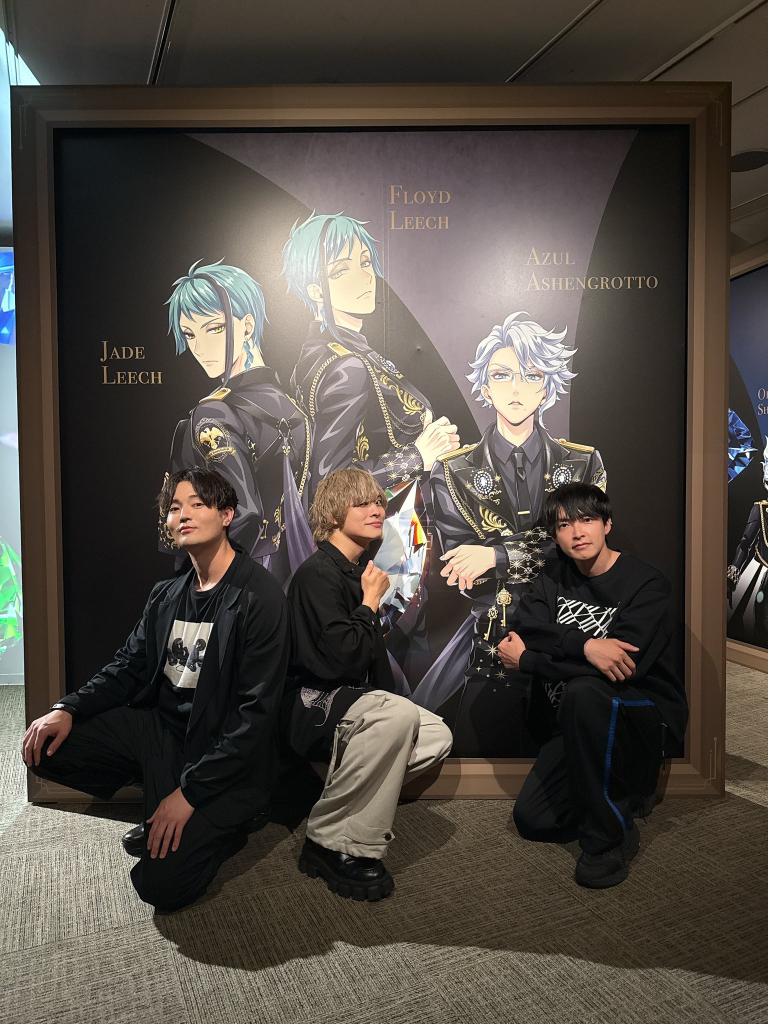 ツイステ展 ポップアップ スカーフトートバッグ オクタヴィネル　松屋銀座　5周年 駒田航 on X: 