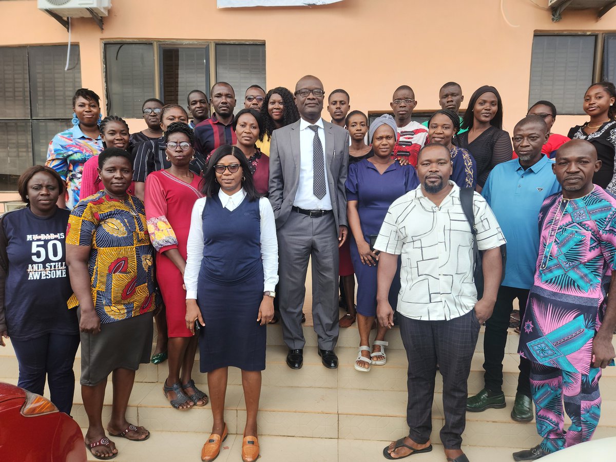 Group Photo of the Participants of the CERHI Library Workshop with the Centre Leader, Prof. Nathaniel Inegbedion.