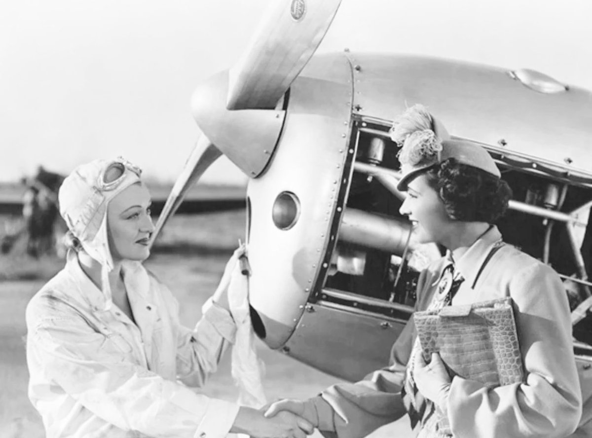 Headed north, Twitter pals! Hope your day is a great one!✈️
Eve Arden and Kay Francis, WOMEN IN THE WIND