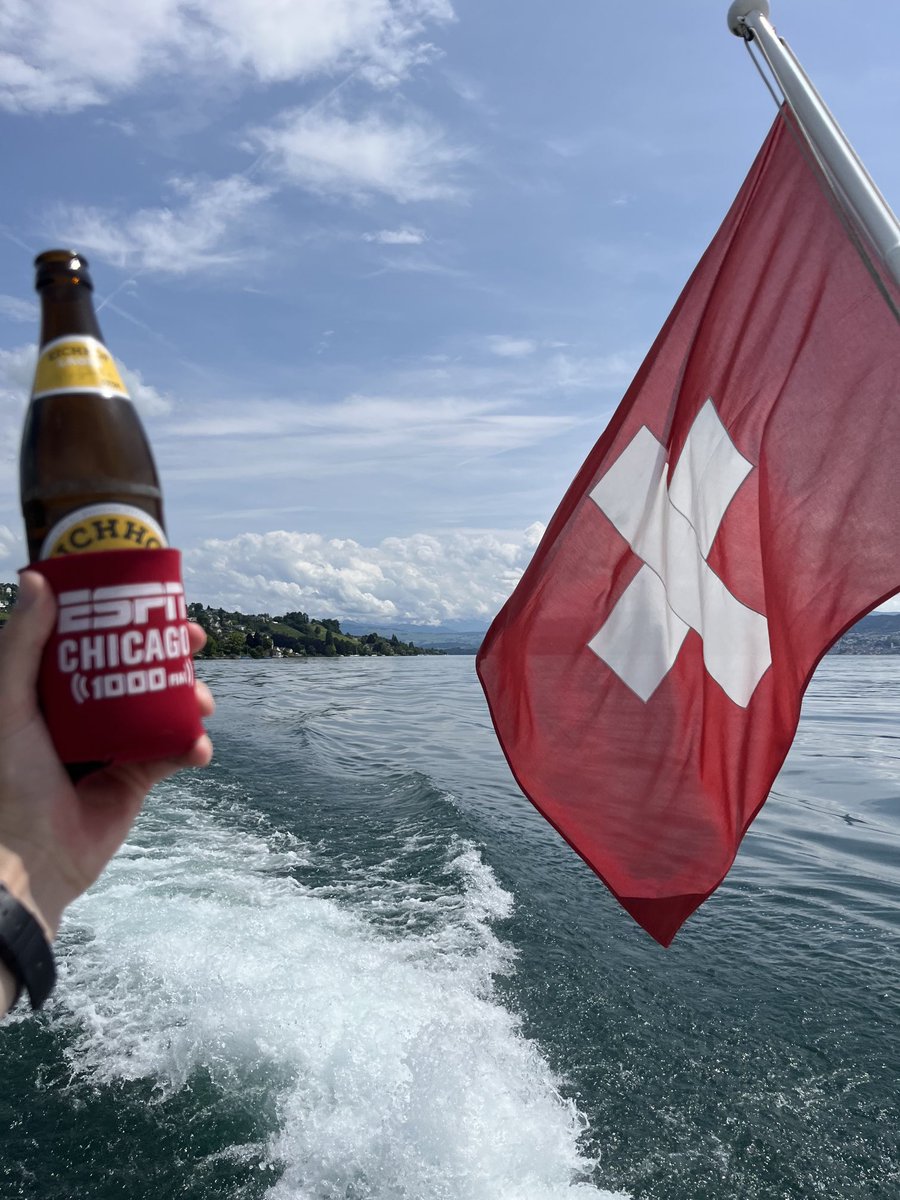 Mikey_Brocks's tweet image. @WaddleandSilvy @AdamAAbdalla @carmendefalco @Jurko64 Drinking in style in the other Lake Zurich