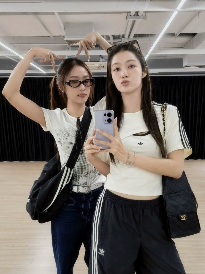 filmracha's tweet photo. Do you miss me kub phi ?
@NamtanTipnaree https://t.co/yvBtlZChpB