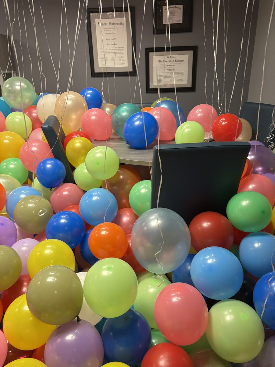 Elizabeth Merce #DitchTheClips tweet media