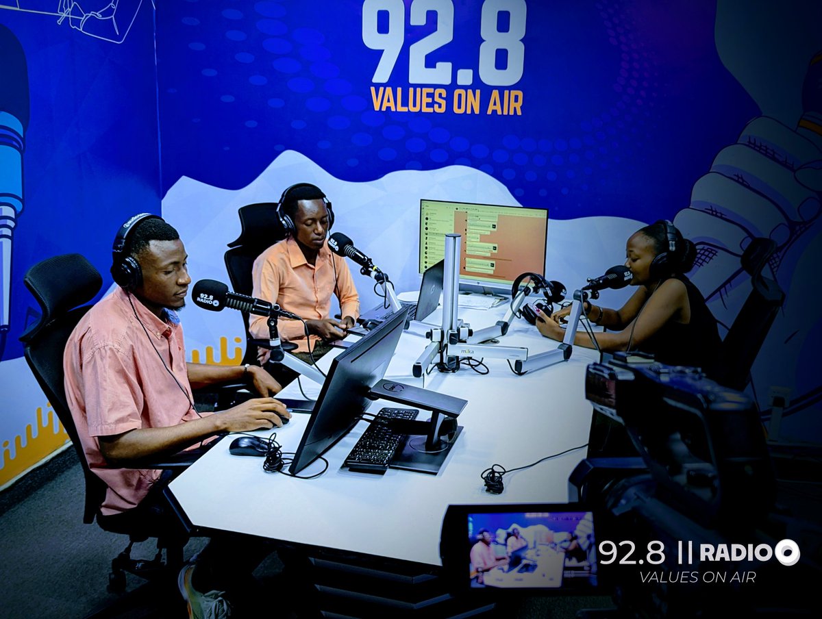 🎙️ #theosports is LIVE!

KIGELI 🎤 RICHARD 🧠 DOREEN 🔥 are bringing you the hottest sports talk 🏀⚽🏈

📺 Watch now on the 92.8 Radio O YouTube Channel
Don’t miss it! 🔴🎧

#928radioO #SportsTalk #LiveNow #RadioO
