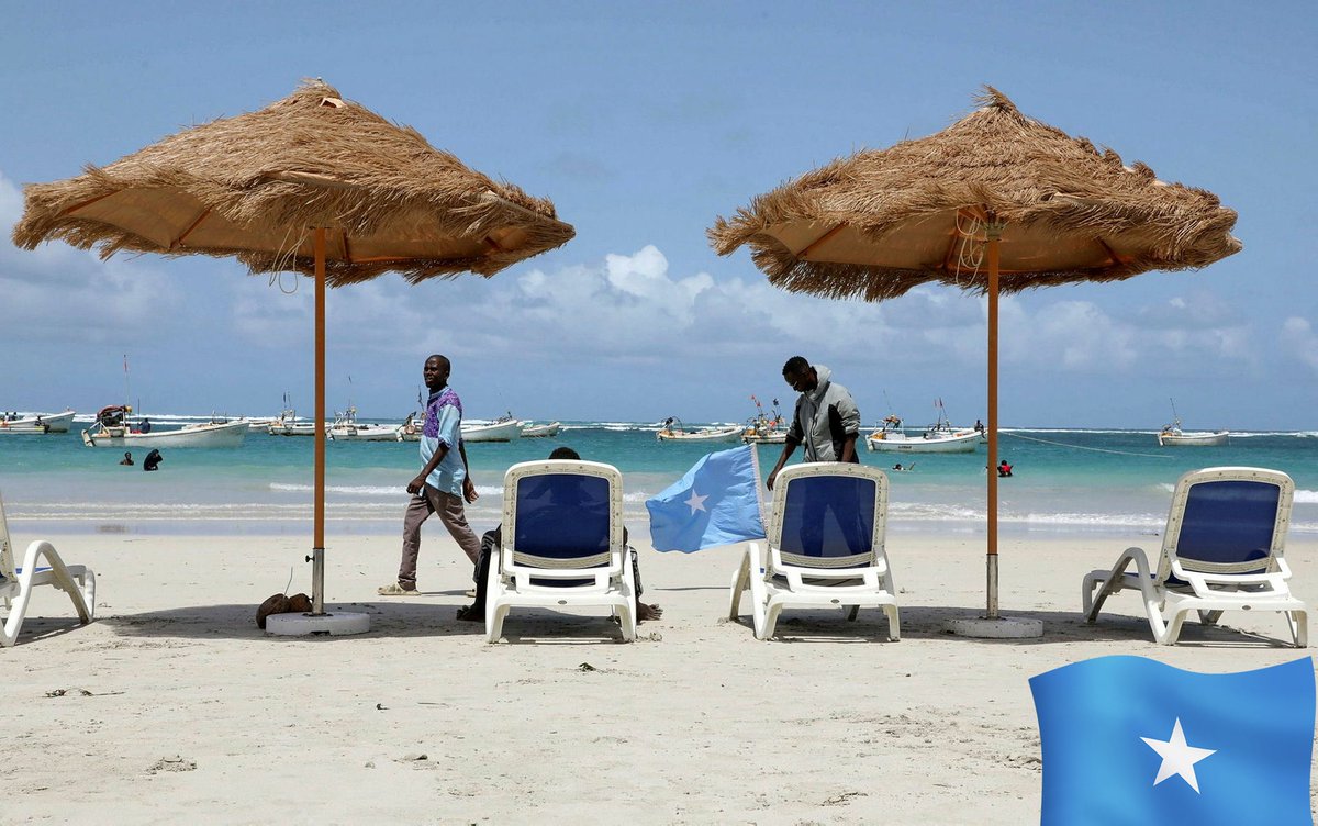 Somalia is blessed with beautiful beaches ⛱️ here’s a glimpse of Lido Seaside in Mogadishu. Instead of spending your time far away from home, why not visit your vibrant Indian Ocean coastline? Come experience the natural beauty, warm hospitality, &amp; the energy of our capital city.