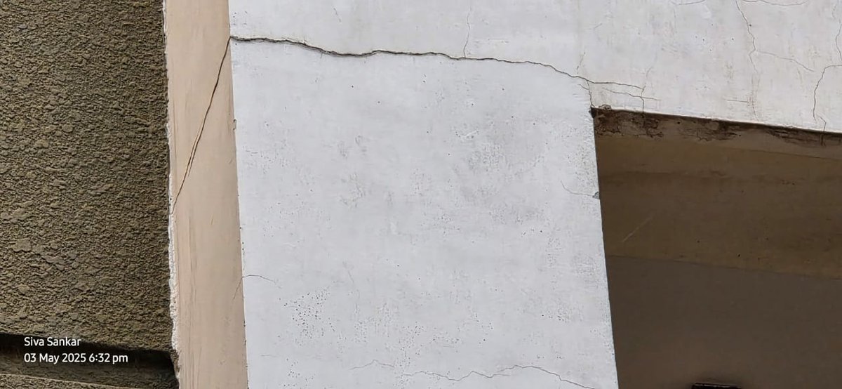 KCWA_'s tweet photo. @cyberabadpolice @CPCyberabad
Sir, We would like to bring to your attention a serious concern regarding the ongoing construction activity by Urbanrise (adjacent to SLG Hospital). The open blasting being carried out at the site is causing significant distress to nearby apartment https://t.co/LyMQDjBjW1