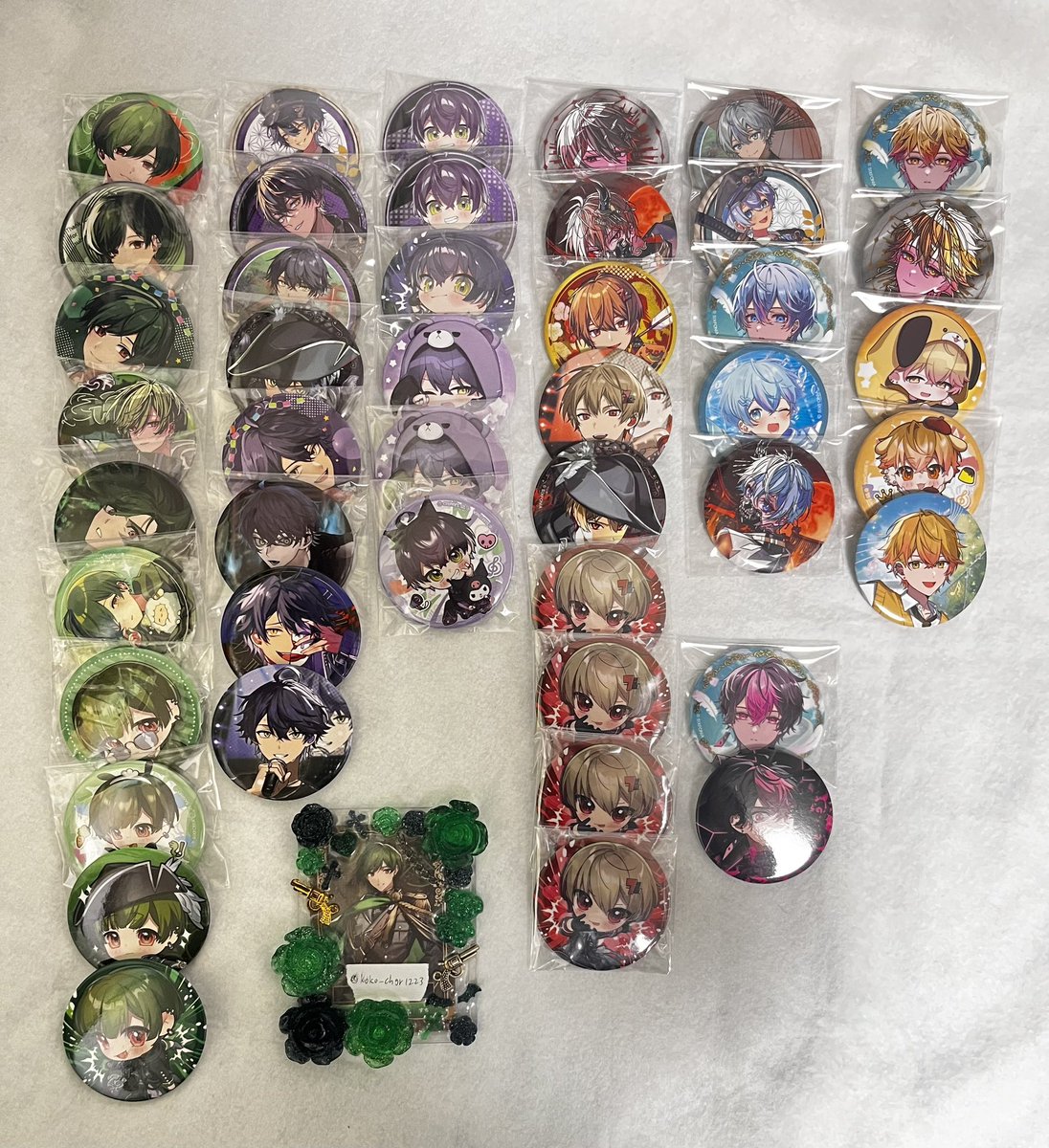 koko_chgr1223's tweet photo. 【交換】
譲→画像のもの

求→えんふぁん、home、ドグマ、めでぃ、2many、サンリオ等身×1（全て🍵さん）>>>買収

・物によりhome、めでぃとの交換を優先する場合あり
・物により比率交換可能
・当方が買い手は🙆‍♀️、売り手は物により可能
#シクフォニグッズ交換 
#シクフォニグッズ買収 https://t.co/xcb9mF1Oqq