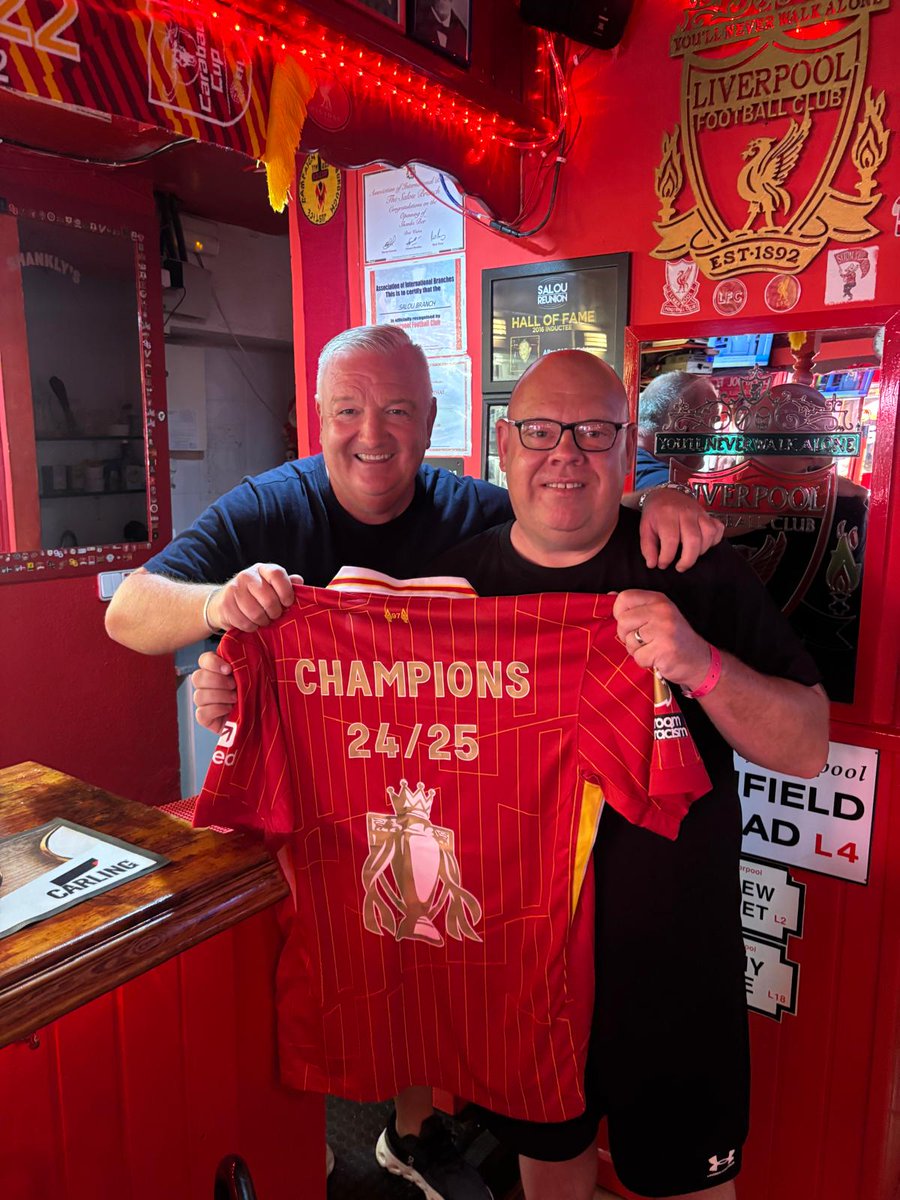 MrKevShort's tweet image. Hand delivered to #Shanklys #Salou

Nice 1 @AllenWeso6 👍