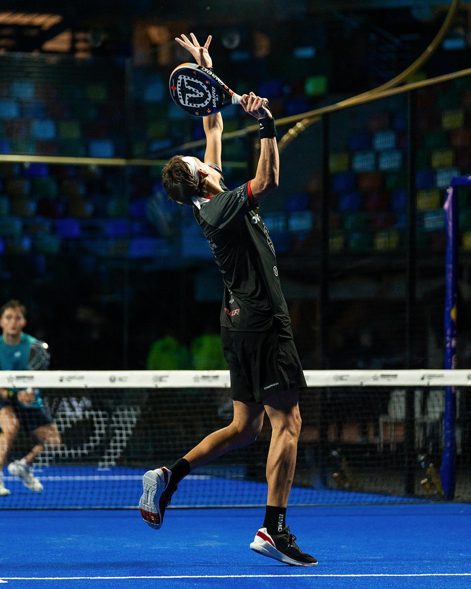 padelvairo's tweet photo. 🎾 Terminó el Buenos Aires P1, pero lo que vivimos queda para siempre.
@LeitoYob lo dejó todo en la cancha: garra, corazón y entrega en cada punto 💪🏻
Gracias, Leo, por representarnos con tanto orgullo.
Esto recién empieza. 🔥🇦🇷
#Padel #BuenosAiresP1 #VairoTeam #Vairo https://t.co/U0PWrkxIDX