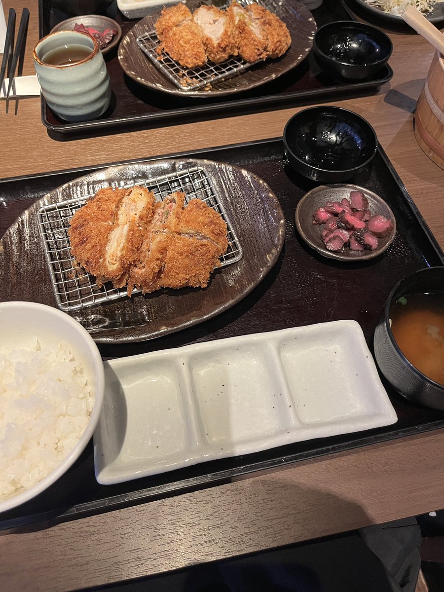 Web15772970's tweet image. 昨日は、
Webライターラボのオフ会で知り合った、
わたじろーさん(@watajiro_cq )と、
ことりさん（@writer__sakura ）とプチご飯会＆飲み会でした！✨

3人の話題が尽きず、まったく時間が足りなかったです😂笑

お2人とも、本当にありがとうございました😆🙌

#Webライター
#Webライターと繋がりたい