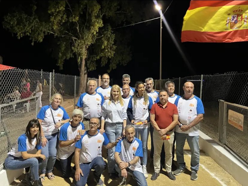 La Costera de Alhama celebró el viernes el 75º aniversario de su vínculo con los bolos huertanos. Al acto asistieron la Alcaldesa y Concejales de Alhama, la Delegada del Gobierno, Diputados regionales, el alcalde pedáneo, y el presidente de la Federación de Bolos de la R. M.