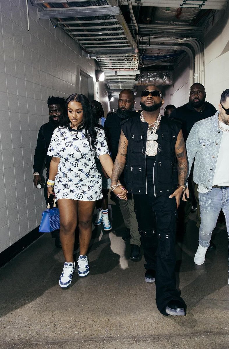 BÎG PÉTÈR 🌒 tweet media