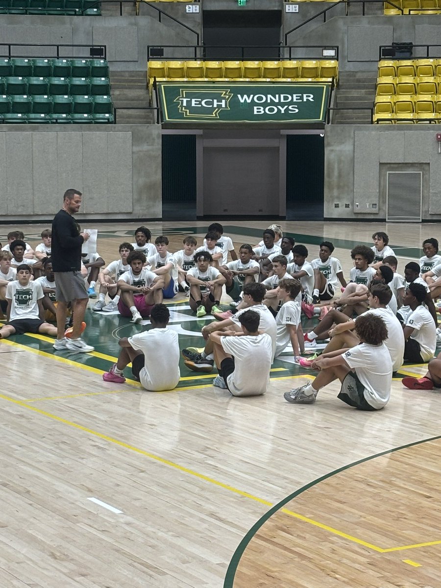 Jordan Dean (@jay_two0) on Twitter photo This weekend I had the opportunity to attend camp <a href="/ArkansasTech/">Arkansas Tech</a>. Thanks <a href="/mdowneyATU/">Mark Downey</a> for dropping valuable defensive gems and life lessons 🙏🏾. Great experience. This weekend I had the opportunity to attend camp <a href="/ArkansasTech/">Arkansas Tech</a>. Thanks <a href="/mdowneyATU/">Mark Downey</a> for dropping valuable defensive gems and life lessons 🙏🏾. Great experience.