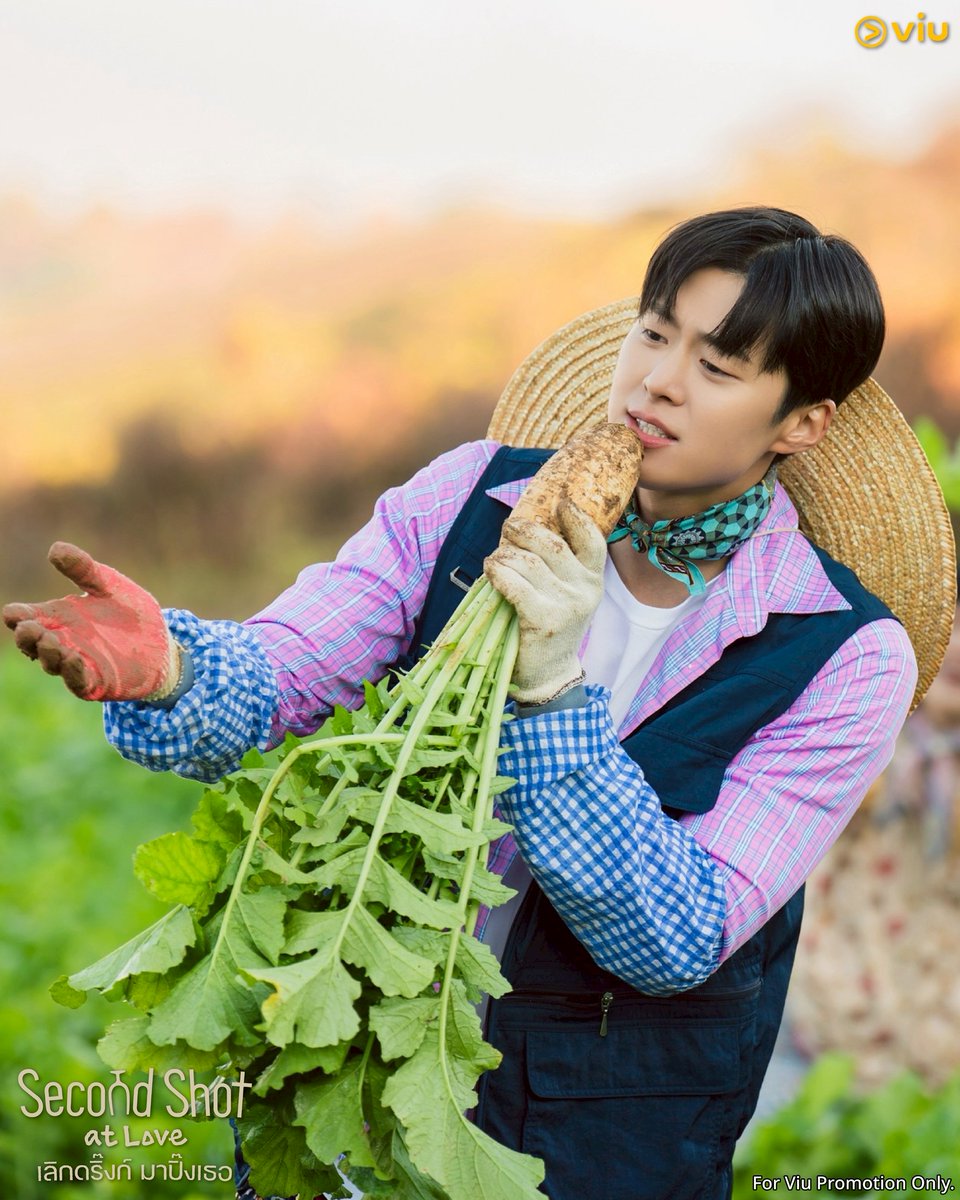 หมอซออีจุน หมอหล่อใจดี ฮีลใจของทุกคนในหมู่บ้าน 

▶️ ดูซับไทยถูกลิขสิทธิ์ เรื่อง #SecondShotAtLove #เลิกดริ๊งก์มาปิ๊งเธอ ที่ Viu bit.ly/45AbXVt

#GongMyung #Viuอ่านว่าวิว #ใครๆก็Viuได้ #ซีรีส์เกาหลีที่Viu