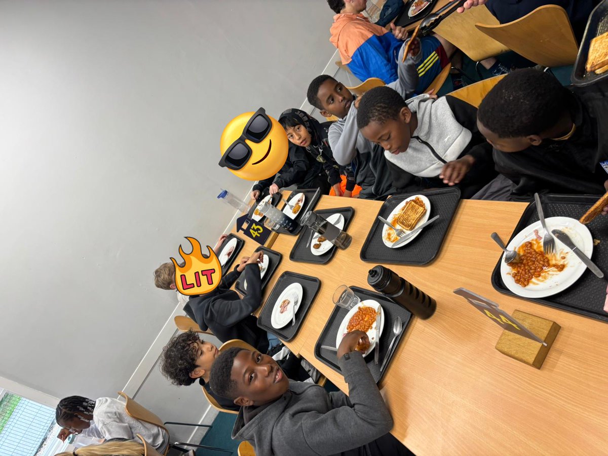 Ravensworth Primary School tweet media