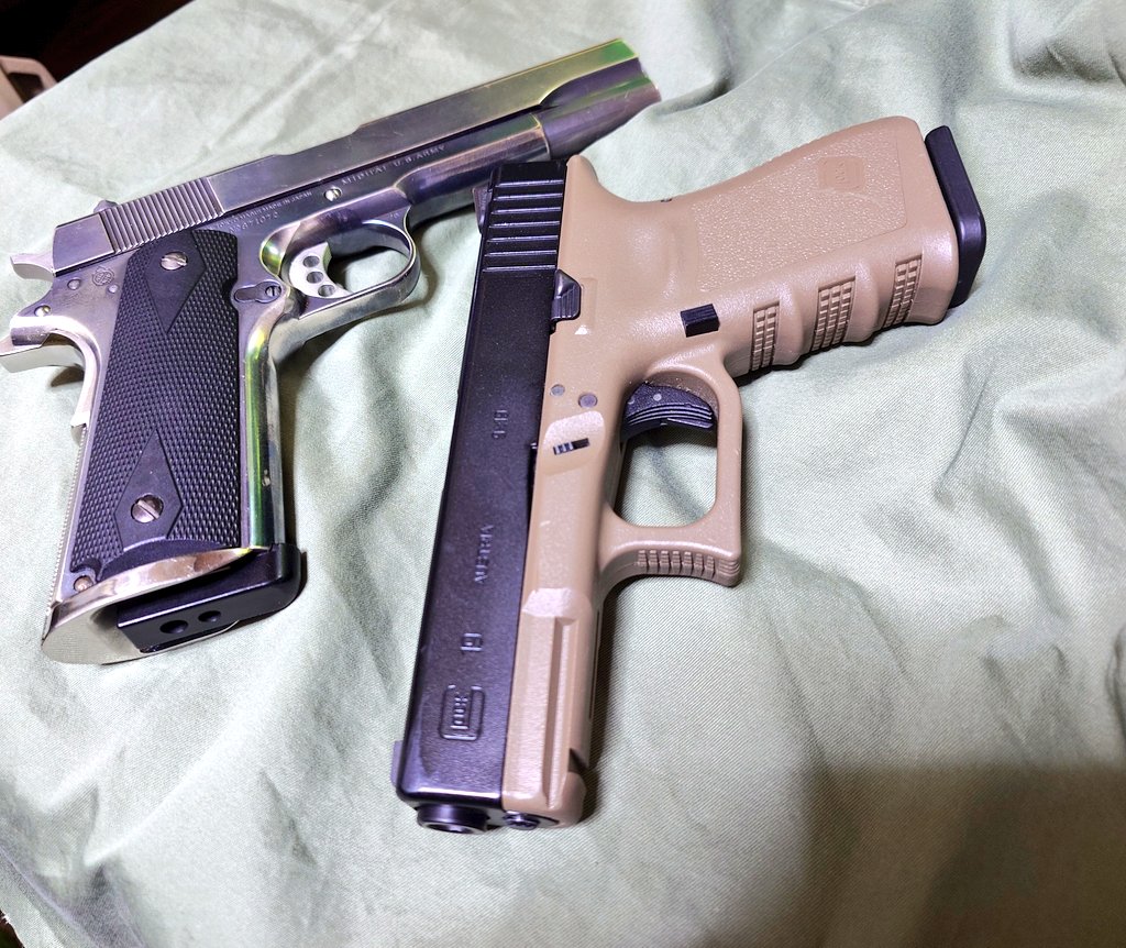 yuta45ACP's tweet photo. 最高の相棒と最良の相棒。 https://t.co/PF0blD5q5G