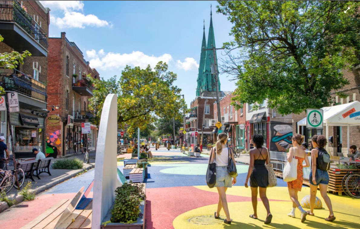 Le retour du beau temps signifie aussi le retour des rues piétonnes! 👟 ☀️mtl.org/fr/experience/…

📷 Alexandre Choquette #Montréal #MTLmoments