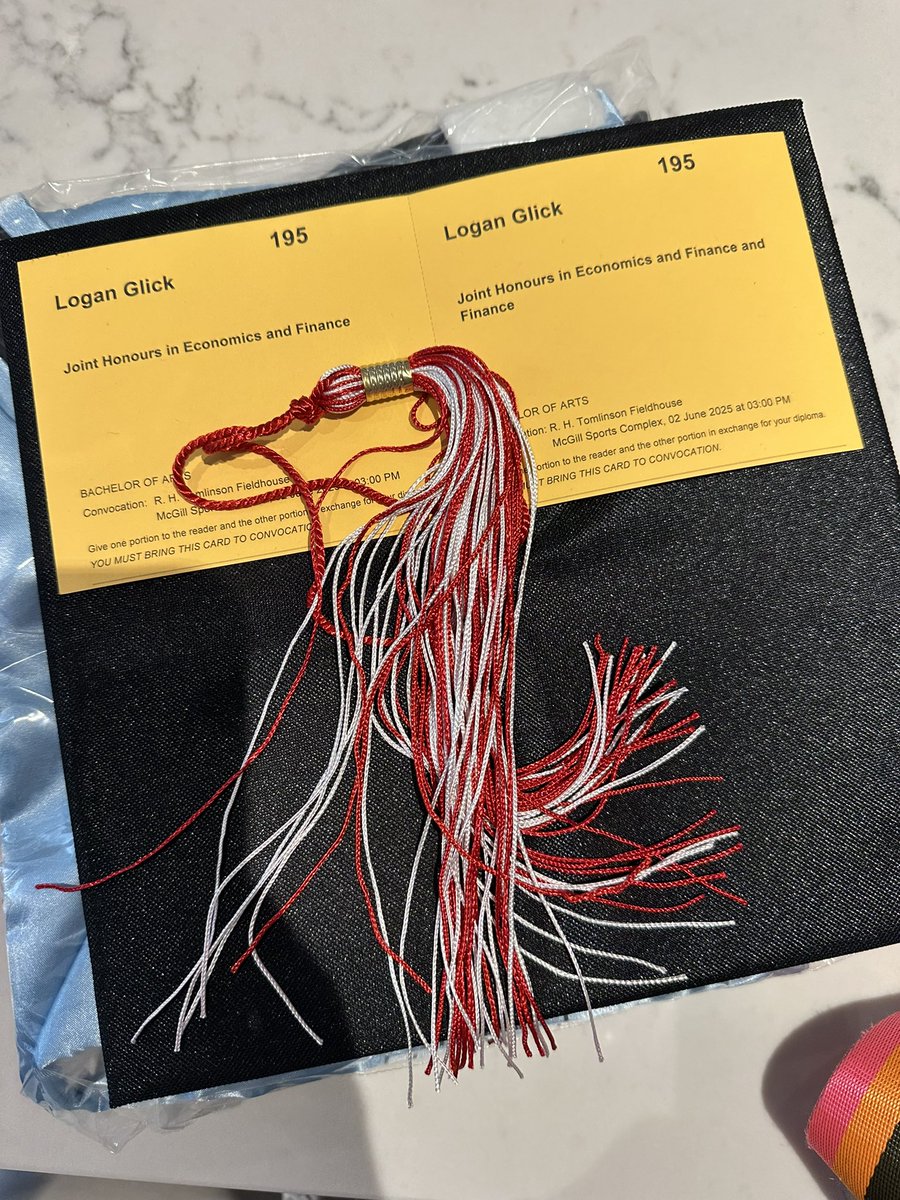 One of the proudest moments of my life ❤️ Congratulations my love 👨🏻‍🎓

Logan Glick, McGill University, Joint Honors in Economics and Finance, 2X Captain Men’s Lacrosse, 2X All Canadian, Alumni, a Redbird for life 🥰👊💋