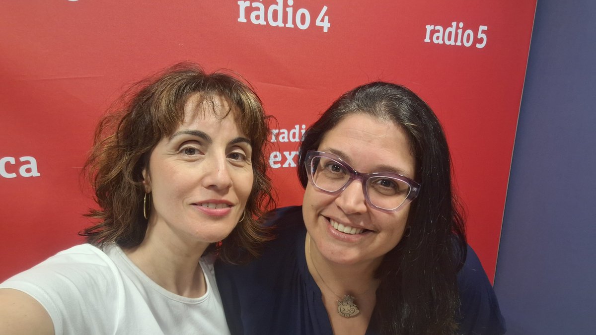 Lletra Lligada (@lletra_lligada) on Twitter photo Com hem rigut avui amb <a href="/AlbaPad/">Alba Padró Arocas</a> i la seva recomanació literària per a la nostra #biblioTETA!!!
Si coneixeu altres títols de contes i llibres infantils que reflecteixin la #LactanciaMaterna, ja ho sabeu:
✍️lletralligada@rtve.es
Volem seguir omplint els prestatges!!! Com hem rigut avui amb <a href="/AlbaPad/">Alba Padró Arocas</a> i la seva recomanació literària per a la nostra #biblioTETA!!!
Si coneixeu altres títols de contes i llibres infantils que reflecteixin la #LactanciaMaterna, ja ho sabeu:
✍️lletralligada@rtve.es
Volem seguir omplint els prestatges!!!