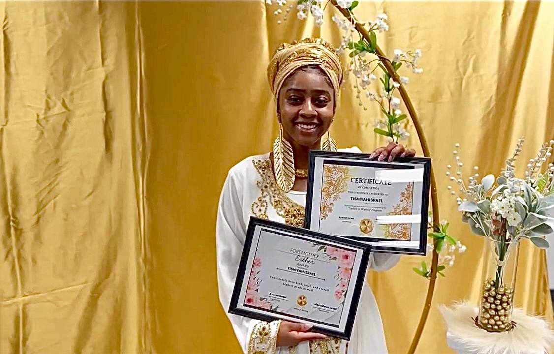 IUICMinneapolis's tweet image. Our first Ladies in Waiting class proved their works with dedication and faith. As daughters of Sarah, they walked with strength, becoming the first fruits of this powerful program. We honor their growth and legacy! 💜✨👑 #LIW2025 #DaughtersOfSarah #FirstFruits #ProvenWorks