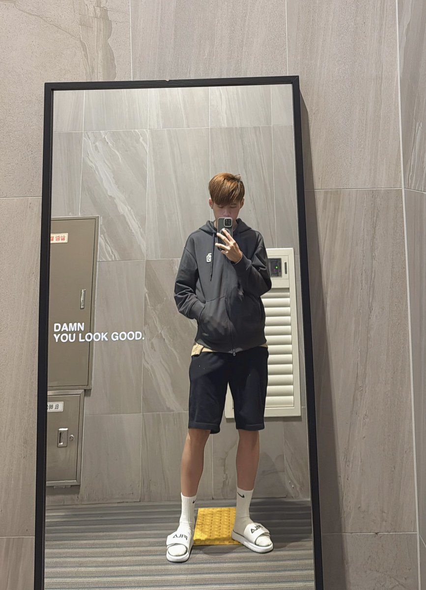 明洞走完腳腳就快斷了🫠