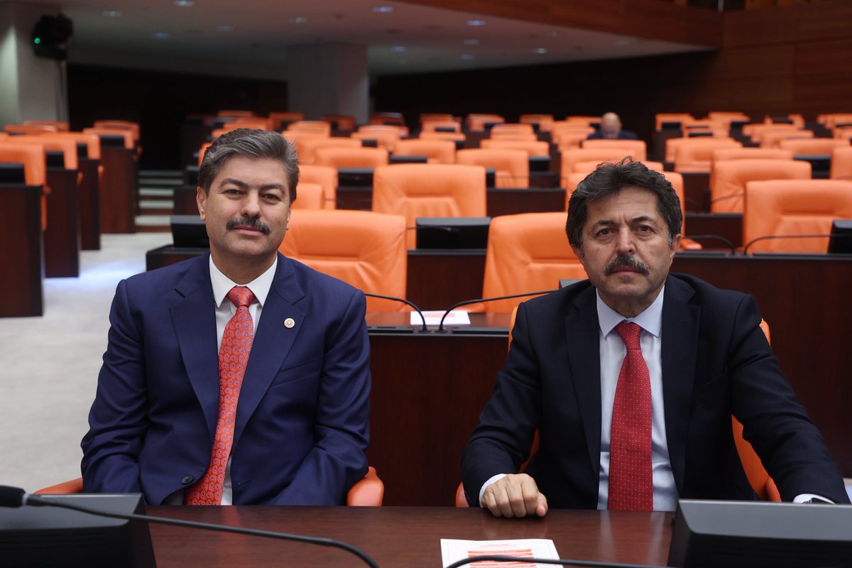📍TBMM

Genel Kurul çalışmalarımıza devam ediyoruz. 

#Kırşehir #akparti