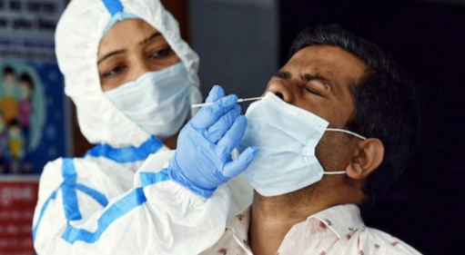 NNBharatvarsh's tweet image. भारत में कोरोना के सक्रिय मामले 4,000 के करीब पहुंचे !
दिल्ली,मुंबई में कोरोना का सबसे ज्यादा कहर ! #CoronaVirus #india #activecase #delhi #mumbai #viral