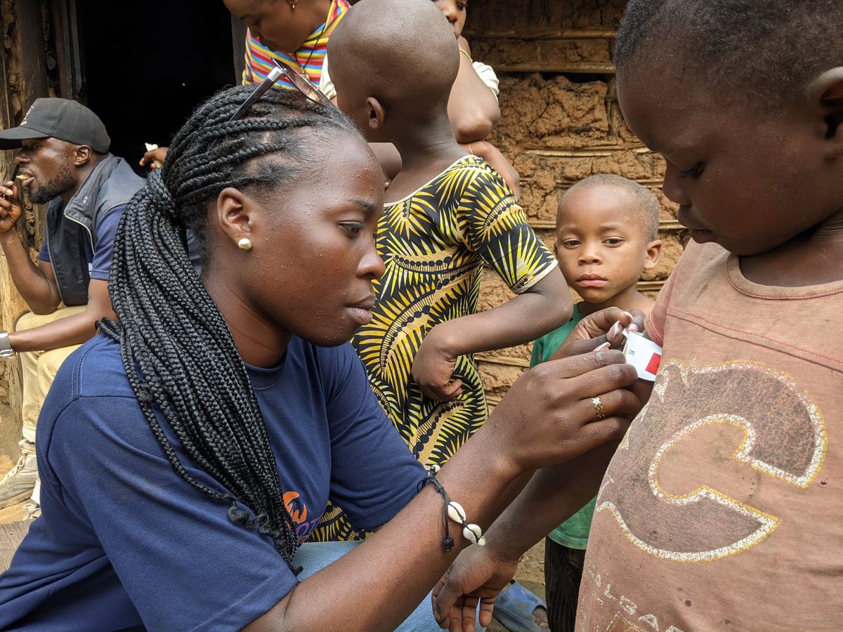À Karuga Rushoga, dans le territoire de Masisi, Bel AV est intervenue pour recenser les cas de malnutrition infantile. 
Le constat est de 80% enfants souffrent de malnutrition. 

Aidez-nous à aider.
Ce sont des enfants, des vies des lendemains à sauver.

#BelAV_infos