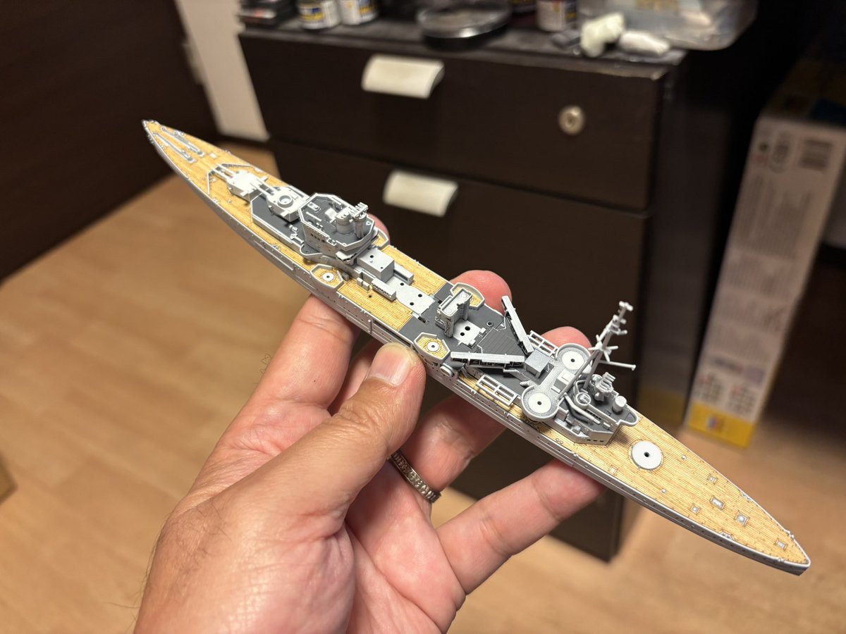 重巡エクセター、完成間近です。