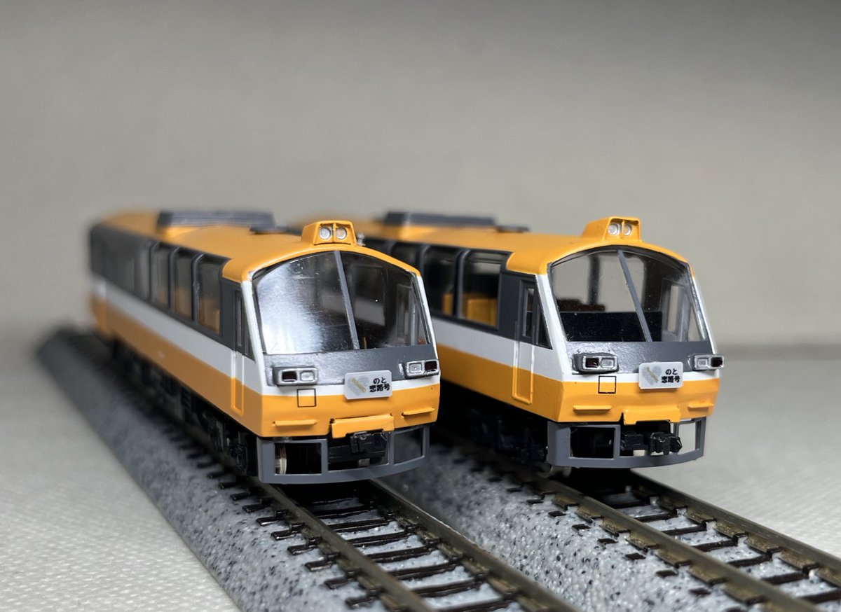 のと鉄道 NT800 のと恋路号 動力は鉄コレ18m級Cを短縮。床下はTOMIX