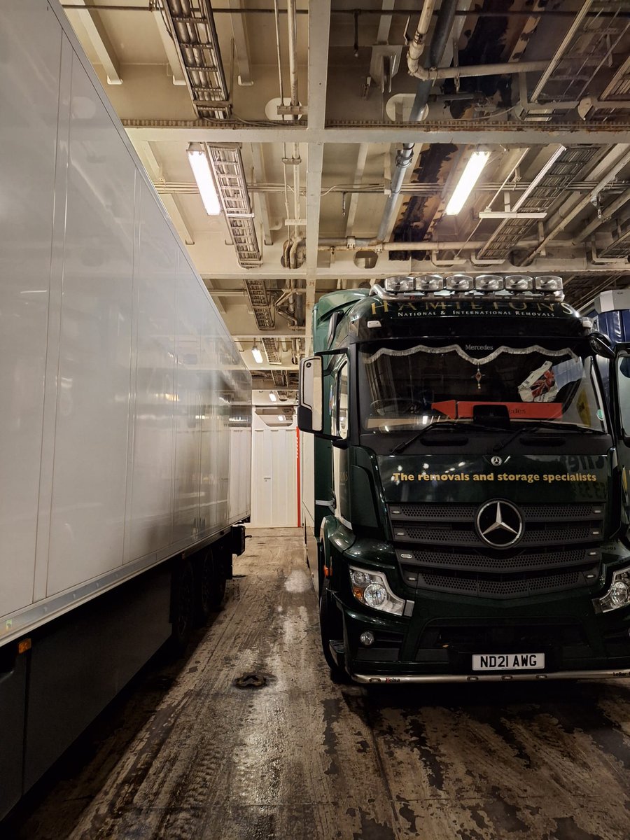 HamiltonsRemove's tweet image. Moving back to the UK? Hamiltons Removals makes international moves simple—packing, shipping, customs &amp;amp; more, all sorted. We’ve got your journey home covered. 🏠📦✈

#Removals #Relocation #MovingToUK #HamiltonsRemovals