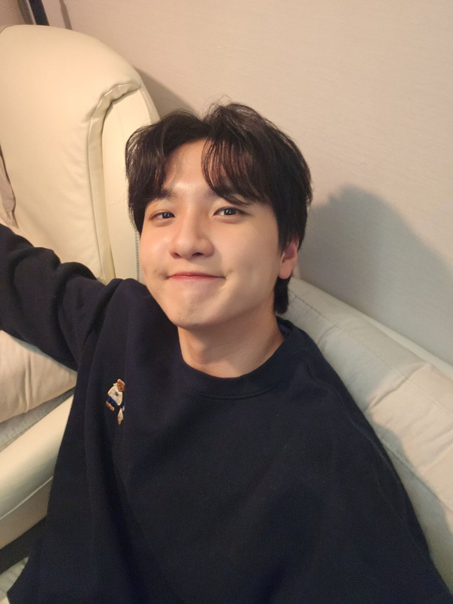 writer__unknown's tweet photo. 대딩직딩..... https://t.co/1aMeJCk8Xs