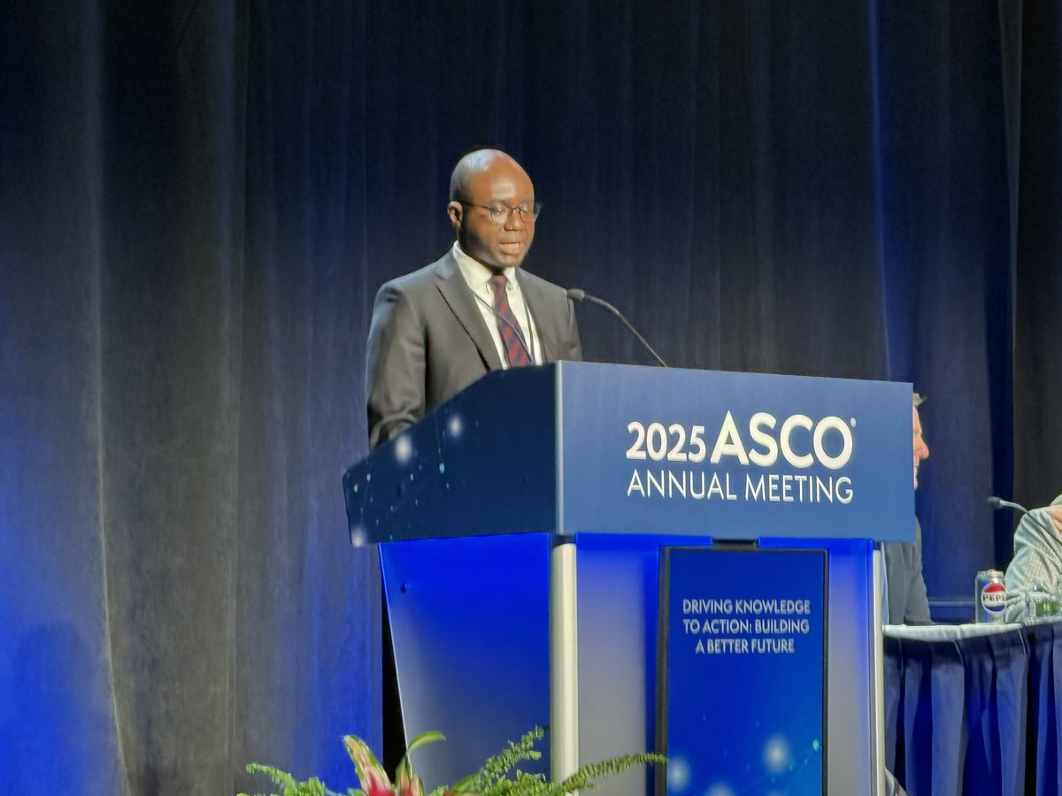 Phase 2 study of pembrolizumab added to chemoradiation therapy in #vulvarcancer w cisplatin yields 75% response rate and manageable AE 

#ASCO25 #gyncsm