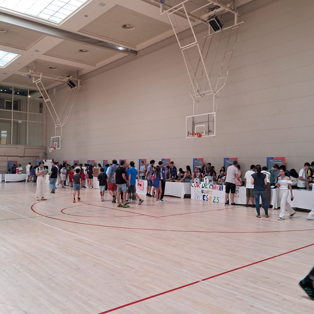 InnovacioE's tweet photo. Avui hem estat al festival. @Retotech 
Enhorabona a tots els participants!
@educaciocat https://t.co/USEdklXZZ1