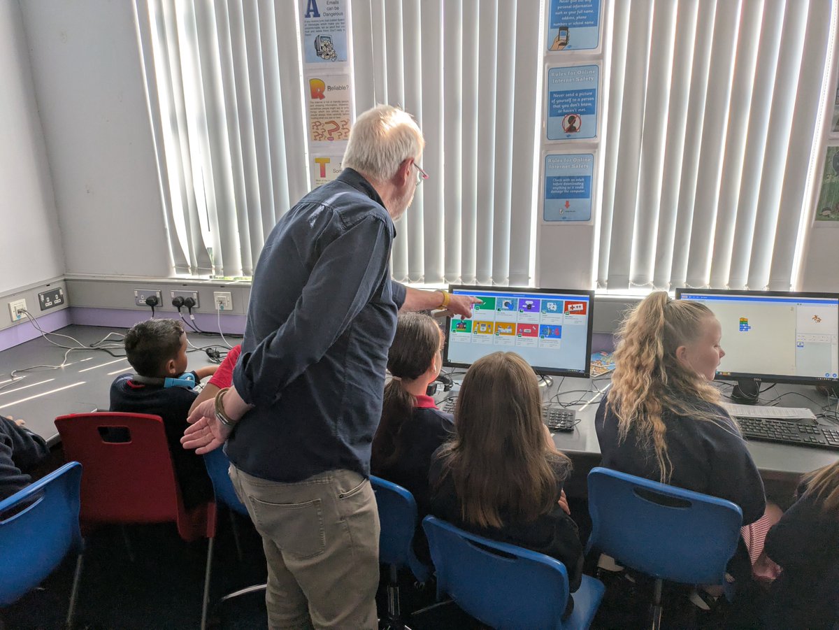 mulgrew_ciara's tweet image. A huge well done to the brilliant pupils of @seaviewps who have achieved so much this academic year through their #Scratch coding projects with the fantastic support of our dedicated #TimeToCode #volunteer #DigitalSkills @bitcni @CodeClub @DarrenBayliss_ ❤️👩💻❤️