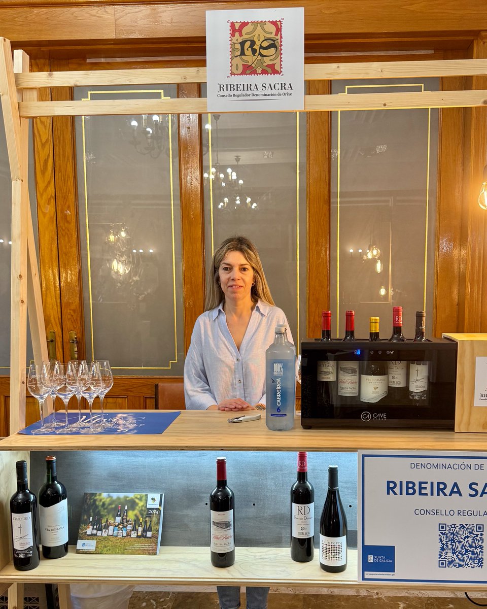 Os días 29 e 30 de maio tivo lugar no Liceo de Ourense o Encontro Anual da Plataforma Tecnolóxica do Viño. A D.O. Ribeira Sacra estivo representada pola técnica do Consello, Dna. Ana Belén López Pardo,quen participou no acto de exposición e degustación de viños da denominación