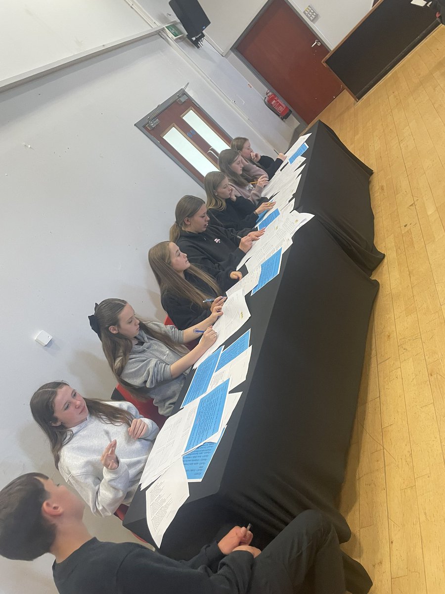 Miss White tweet media