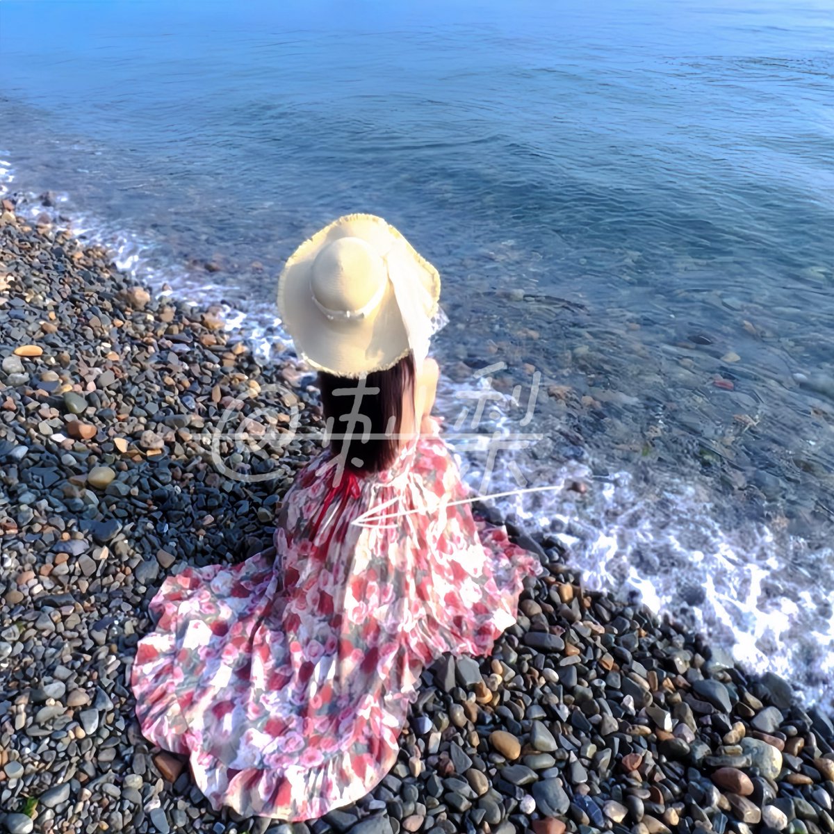 福利姬恩恩分享的黄推图片2 - 网红私拍内容