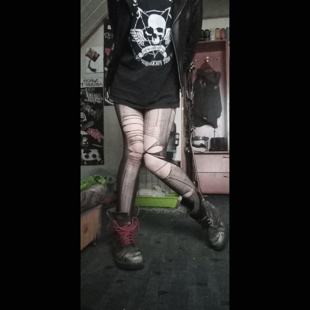 nekosia03's tweet photo. #glany #metal #metalgirl #metalstyle #rock #rockgirl #rockstyle #alt #altgirl #altstyle #alternative #alternativegirl #alternativestyle #grunge #grungegirl #grungestyle #body #legs #shoes #rockmetalshop https://t.co/WXqO0okjjy