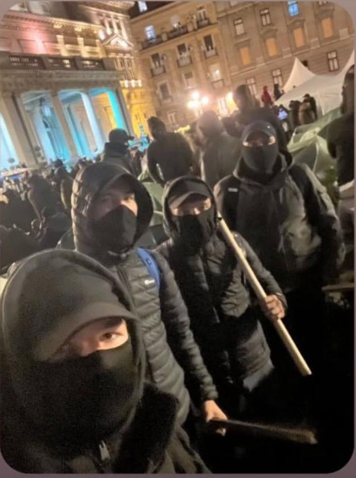 velimirperovic's tweet photo. Prvaku sveta Jovanu Ikiću godinu dana kućnog zatvora, Mandić i ekipa na slobodi https://t.co/Y5gbs9vfTL