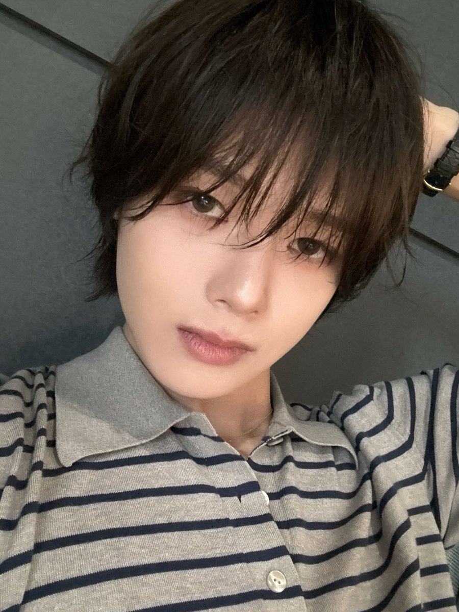 👑Kくん情報 [ #X 🆕] KくんがかっこいいセルカをUPしてくれました