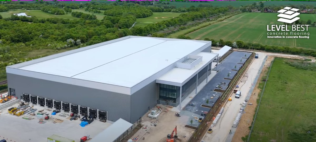 #timelapsetuesday 🎥 Drone &amp; time-lapse footage go hand in hand. Take this project where we were commissioned by Level Best Concrete Flooring to document the laying of a perfectly level concrete floor in an Essex warehouse. youtube.com/watch?v=_WRkQA…