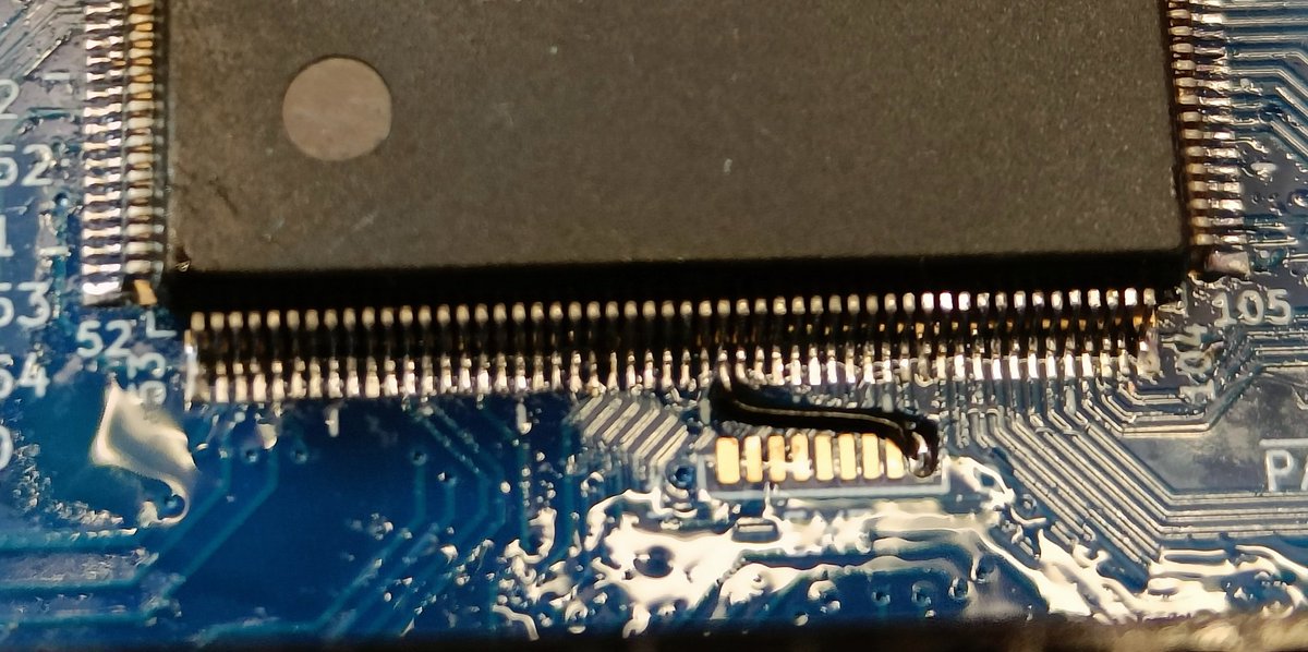 I noticed pin 81 is a bit ambigious, here is a more detail description:
Pin 81 on the 5660 (IC6) has to be connected to ground to fix TMSS glitching. It is recommended to connect it to pad 9 of the EXT footprint.
