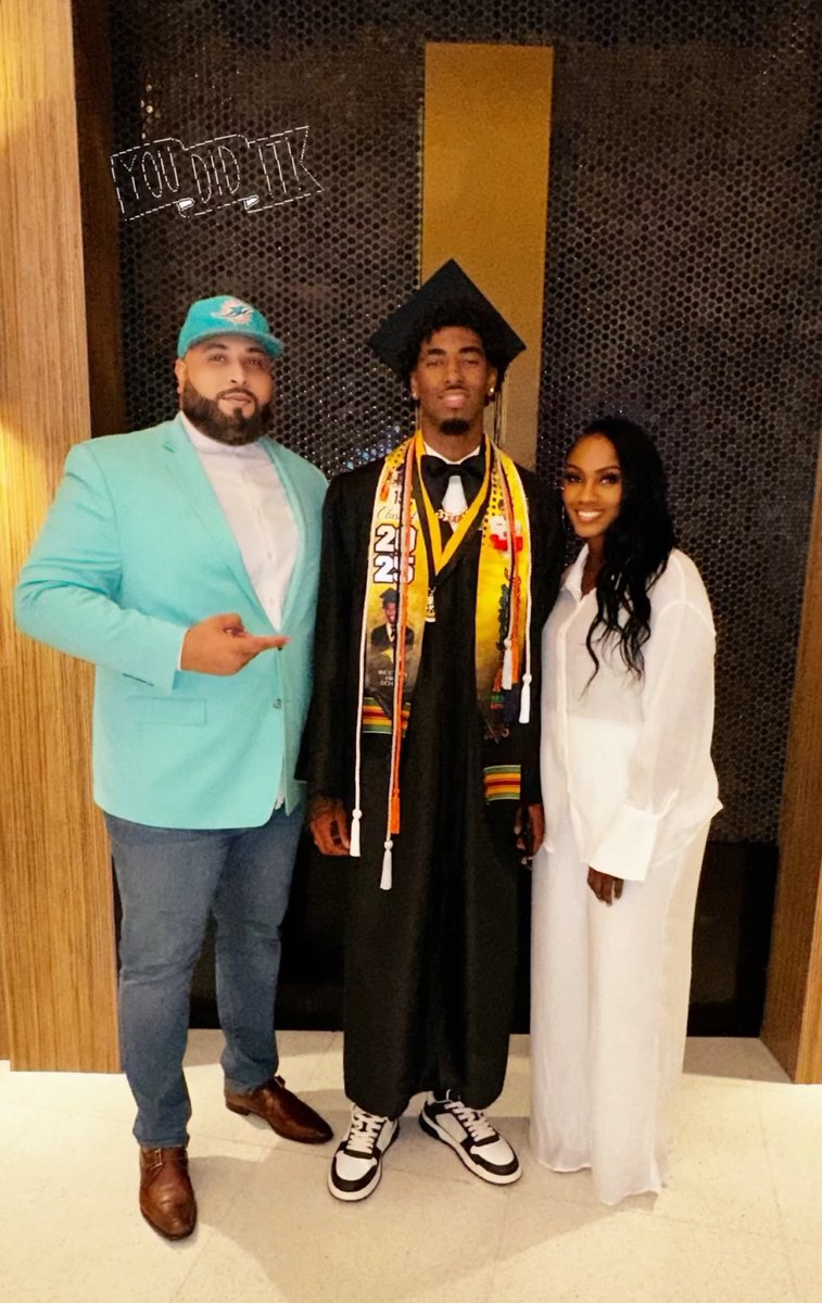 SammyMitchellIV's tweet image. Next stop… The highest of seven hills 🐍🧡💚 @CoachColzie @CoachWalker53 @CoachMo1804 @FAMUAthletics @AjHicksFAMU @HBCUSports1