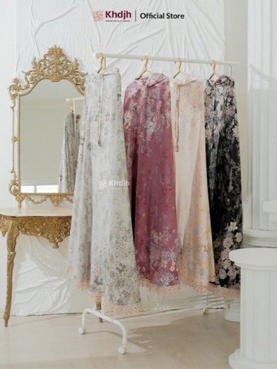 SpilOutfit's tweet photo. Mukena motif bunga renda cantik sekalii motif nya ga lebay renda nya bikin keliatan cantik💫

https://t.co/Y4I4RfaY2S https://t.co/mEdH5fL2Qt