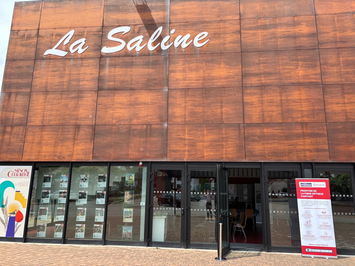 lafibreenalsace's tweet photo. [PERMANENCE OPÉRATEURS]
Aujourd’hui, cap sur Soultz-sous-Forêts avec nos opérateurs partenaires Orange et Bouygues pour vous informer sur la #fibre optique et la fin du réseau cuivre (ADSL).

📍 Nous sommes présents jusqu'à 18h à la Saline, à Soultz-sous-Forêts https://t.co/SvRRUow7iB