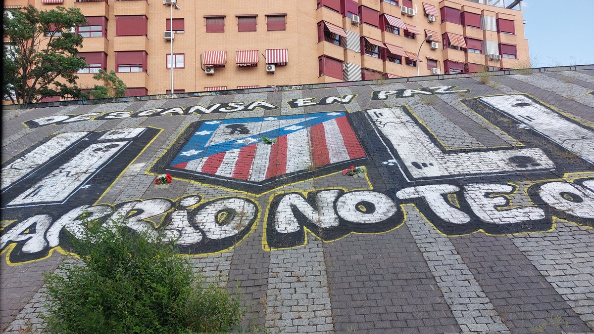 Descansa en paz, #Atleti, el barrio no te olvida. 
Imperial recuerdo.