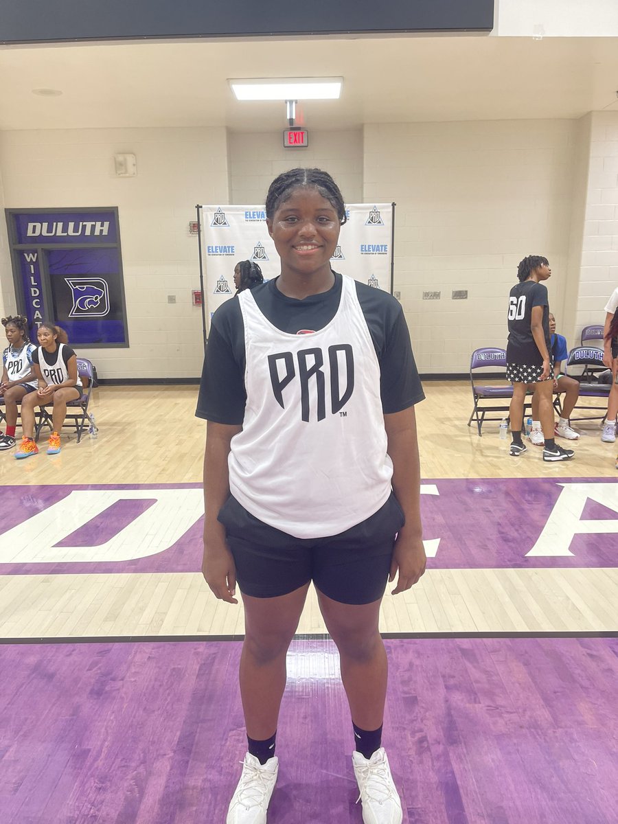 ‘27 <a href="/SummerE08034961/">Summer Edwards</a> (McEachern) is a strong forward that had a nice performance.

Earning an offer from NCAA D2 Shorter University on the day

Talented rising junior that has all the tools to be great!

📌<a href="/DanielK_PRO/">Daniel Khan</a>
📌<a href="/Jarrett_PRO/">Jarrett PRO</a>
📌<a href="/PRO_Movement1/">#PRO Elevation Inc. | #PRO Movement Athletics</a>

#GetRecruited
#SummerMadness