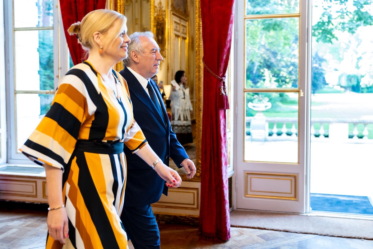 Matignon's tweet image. Entretien avec Mme. Julia Klöckner, présidente du Bundestag de la République fédérale d'Allemagne.