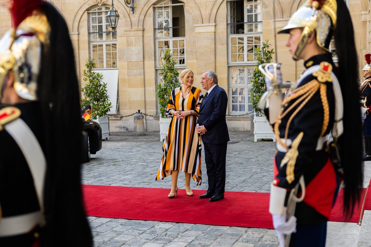 Matignon's tweet image. Entretien avec Mme. Julia Klöckner, présidente du Bundestag de la République fédérale d'Allemagne.